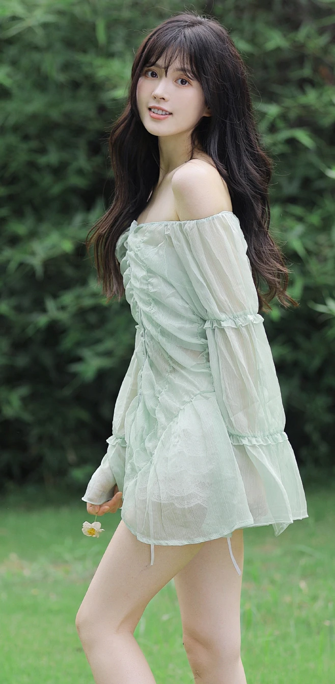 女孩子的裙摆，涌入眼帘的绿以及微热的夏风 #晚晚晚儿呀 (6)-花瓣网