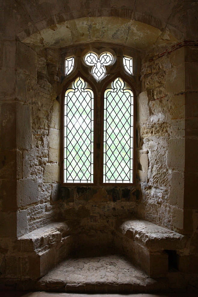 Castle Window- Battl...