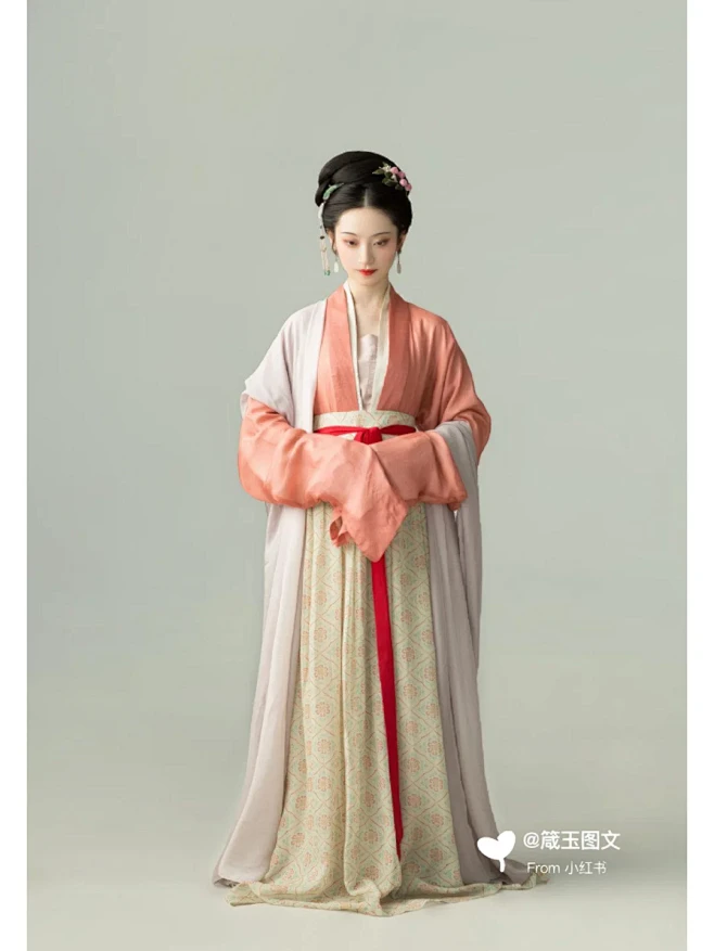 宋代女子服饰素材1-花瓣网