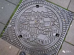 井盖文化自上世纪60年代开始盛行，美国、法国、德国、波兰、芬兰、韩国、日本、挪威、巴西、加拿大等国家的一些城市，均有自己独具特色的井盖文化。很多国外历史文化名城，已经把井盖文化提升到了城市的名片高度。近几年中国一些地区也出现了井盖文化。好的井盖文化不仅可以起到美化城市环境的作用，还可以起到降低井盖事故发生率的效用。