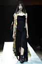 Yohji Yamamoto2011春夏高级成衣发布秀_2011纽约时装周图片274216_T台展示_VOGUE时尚网