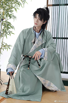 梦游的夏目采集到衣褶