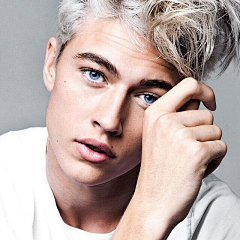 MrCHeNGn采集到Lucky Blue Smith