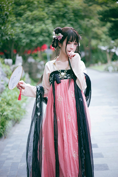 丘丘崽子采集到COS
