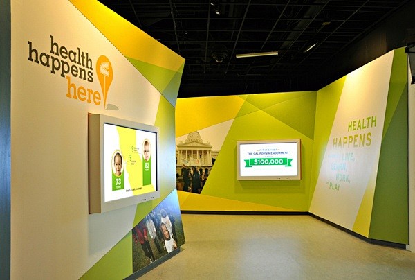 green modern exhibit...