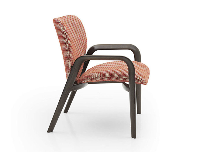 HESTER ARMCHAIR