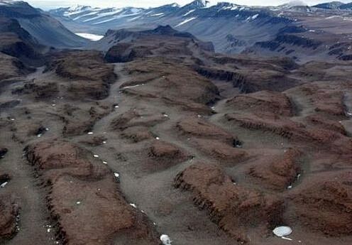 干谷(南极)：地球上最干燥的地方
　　南...