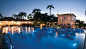 伊瓜苏瀑布酒店 伊瓜苏, 巴西:酒店泳池：在华丽的泳池边喝上一杯，或是下水游几圈，是你不可错过的体验。 zanadu.cn