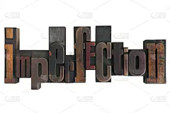 不完美，文字是用老式印版写的
