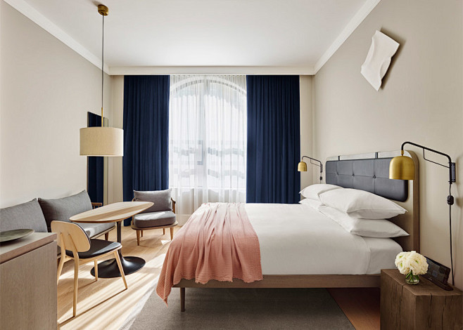 11 Howard hotel, New...