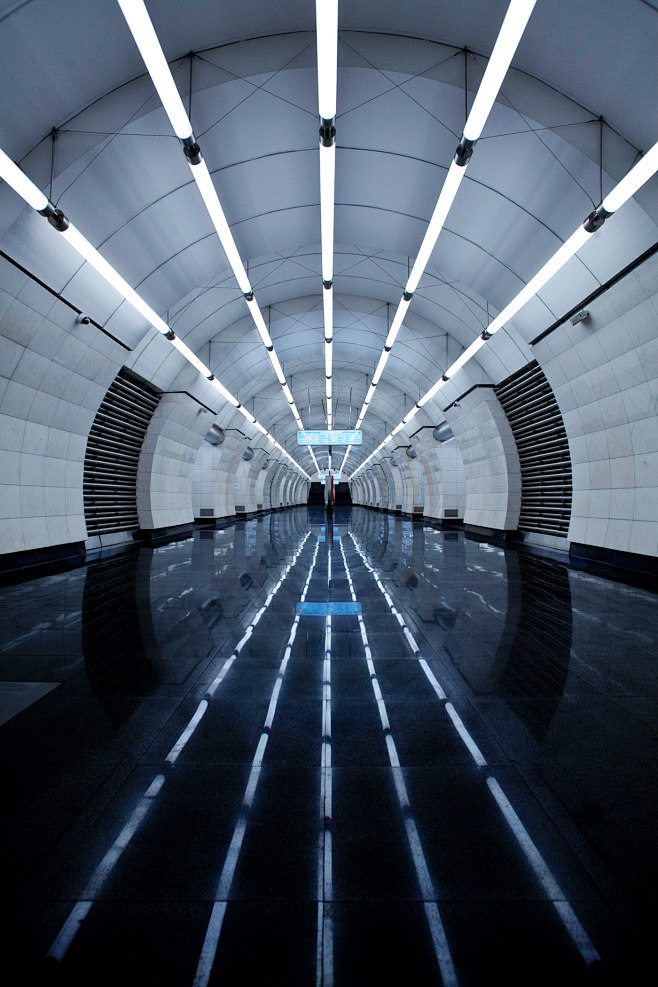 City Exploration con...