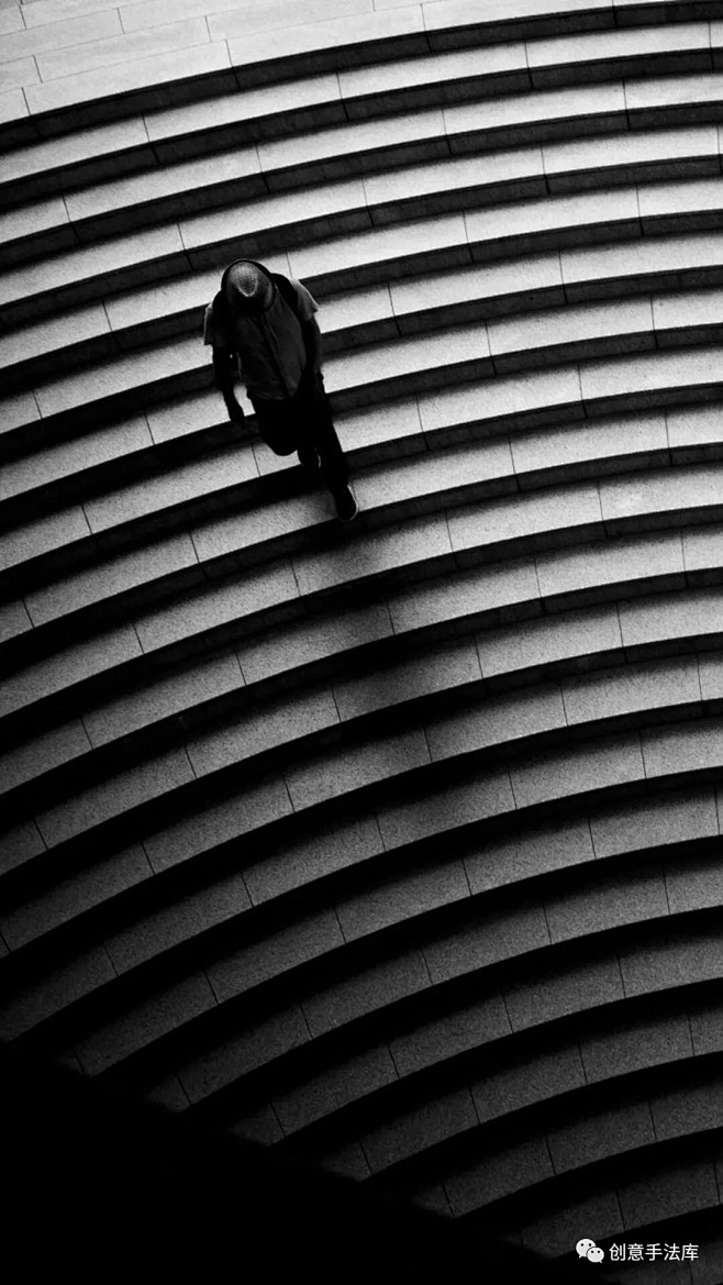 如何通过大量留白打造极简的世界极简黑白世界构图法如何留白是设计师