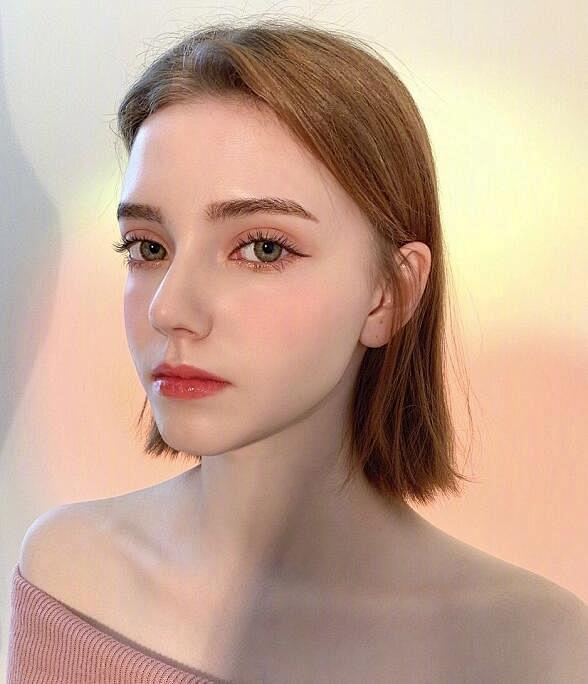 98年德国仙女Chloe的短发发型图片汇...