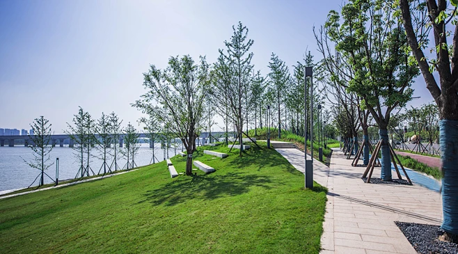 【创意滨水景观设计图集下载】公园生态河道湿地绿地景观-花瓣网