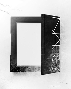 小燕南飞采集到D 品牌-nars