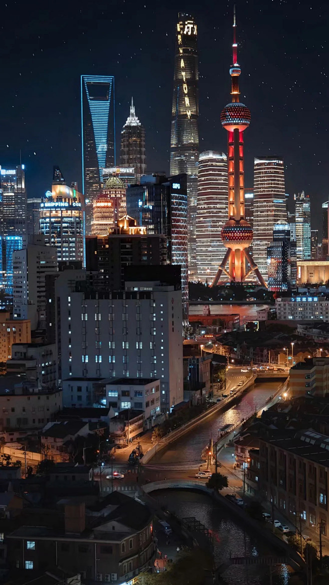 城市高楼夜景