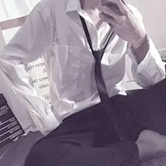 更新一波衬衫男头
喜欢记得点点爱心加关注哦