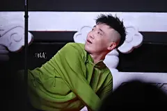 杨九郎 
萧萧肃肃，爽朗清举

️二传二改商用实物，转存随意
ps：p5为壁纸格式 ​​​​