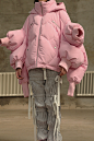 CHEN PENG 粉色螃蟹袖羽绒服夹克 古灵精怪 俏皮可爱 甜 建筑艺术-淘宝网