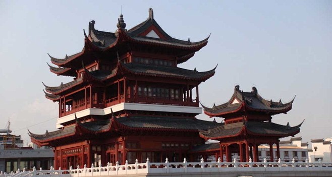 中国古建筑在光影中诉说传统之美