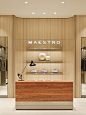 印际 - Studio Fragment x Maestro 服装店 : Studio Fragment善于在闹市中为人们创造一个宁静和舒适的空间。