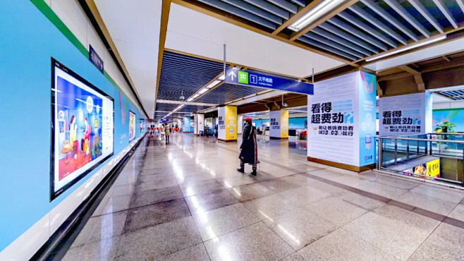 小度×寂地：南京地铁线下画展，讲述小度在...