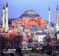 拜占庭式：（土耳其）君士坦丁堡的圣索菲亚大教堂