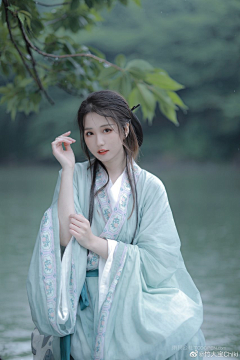 睇靓妹采集到秀秀丫