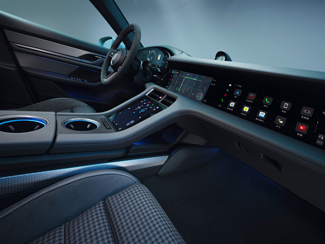 Porsche Macan turbo ...