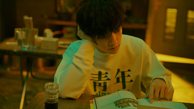 易烊千玺/1980电脑壁纸