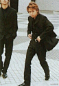 衣摆翻飞 气宇轩昂 XDDDDDD pic via twi