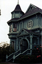 Victorian House, Arcata, California
photo via eric