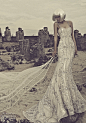 Julia Kontogruni 2015新款婚纱系列-婚杂志-晒甜蜜http://stm.huanq.com/album.php?action=show&id=895