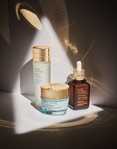 Charleslooo采集到雅诗兰黛Estee Lauder