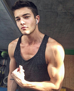 net采集1shilaike采集到漂亮男体_欧美2(59) tumblraesthetically