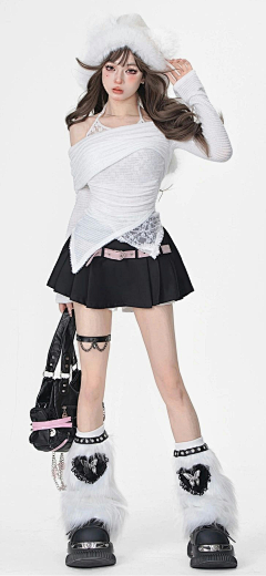 明山月采集到亚系潮服