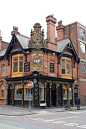 Quaint Shops, Cafes and Market Places / THE QUEENS ARMS, Mitchells and Butlers Gold Medal Ales in...