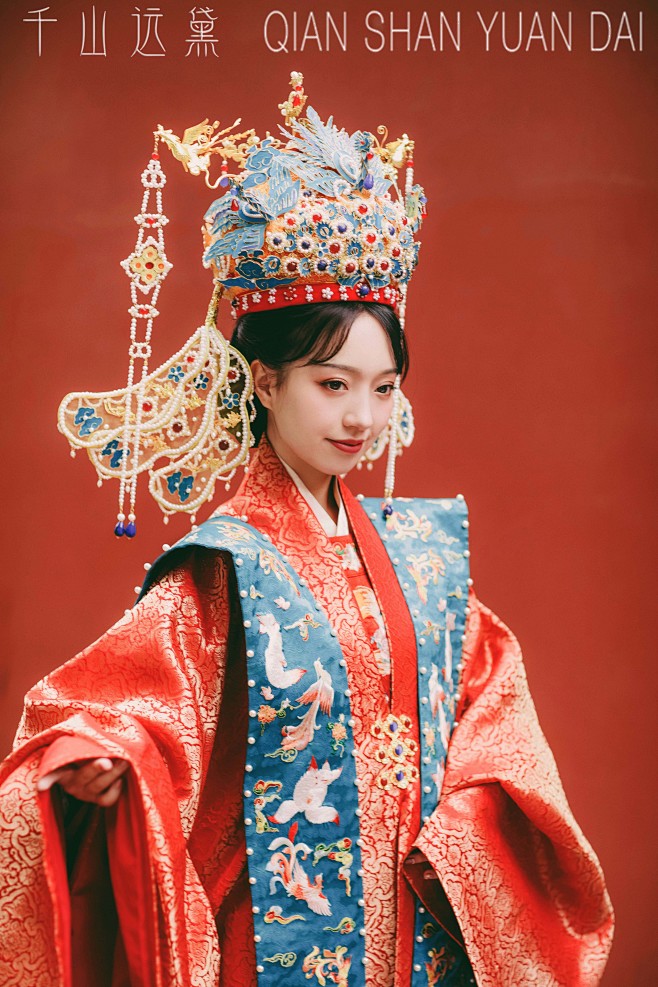 千山远黛明皇后大衫明制汉服女婚服云锦凤冠霞帔淘宝网