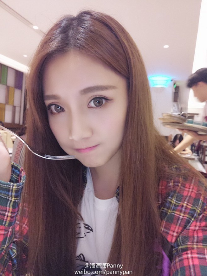 @Pinkicon香港美瞳網 
的 O-...