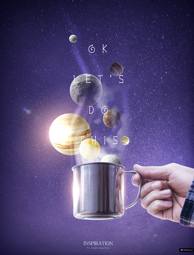 紫色星空 手持杯子 太空星球 创意合成设...