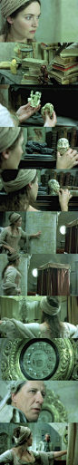 【鹅毛笔 Quills (2000)】08
杰弗里·拉什 Geoffrey Rush
凯特·温丝莱特 Kate Winslet
杰昆·菲尼克斯 Joaquin Phoenix
#电影场景# #电影截图# #电影海报# #电影剧照#