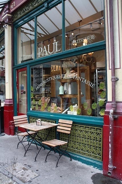 Paul Patisserie many...