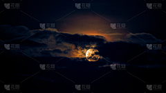HVLI画里修图采集到月亮