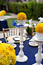 婚礼布置-黄色和蓝色、金色的餐桌布置细节