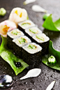 黄瓜寿司卷,寿司卷,紫菜,垂直画幅,无人,膳食,海产,晚餐,日本食品,清新
