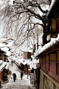 Snow in cobbled street of Kiyomizu-dera Temple, Kyoto, Japan