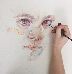 fishcys采集到Agnes Cecile