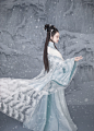 青色修图的写真摄影作品《古》