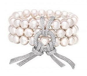 Chanel pearls and pa...