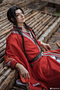 置顶 #天官赐福##花城# 天官赐福少年花城cos

卷➕关揪一位火龙果获得线下周边大礼包，另外！！热卷第一（➕关哦～）获得天官赐福实体书！热卷第二和第三（➕关哦～）获得纸雕灯和天官新款抱枕！平里楼层前五（➕关哟～）分别获得书签，亚克力立牌和徽章！图在图9哦～2周后 ​​​​...展开全文c
